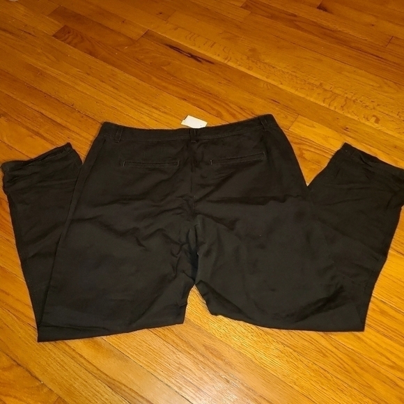 NWT Ann Taylor Wide Leg Crop Straight Through Hip and Thigh Pants- Sz 8 … - Picture 2 of 3